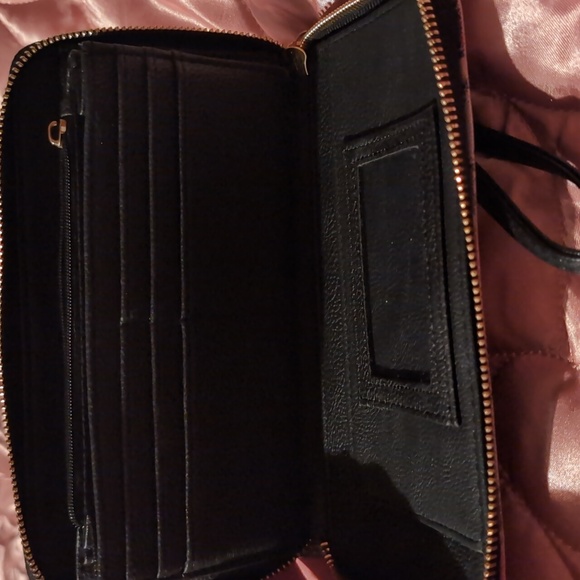 Betsy Johnson Colorful Skull Wallet - Picture 2 of 6